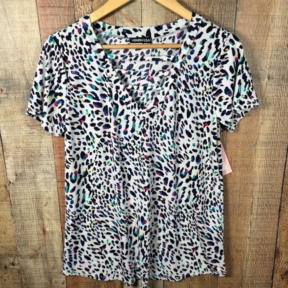 Heimish USA White Multicolor Leopard Print Caged V-Neck Short Sleeve Top Small